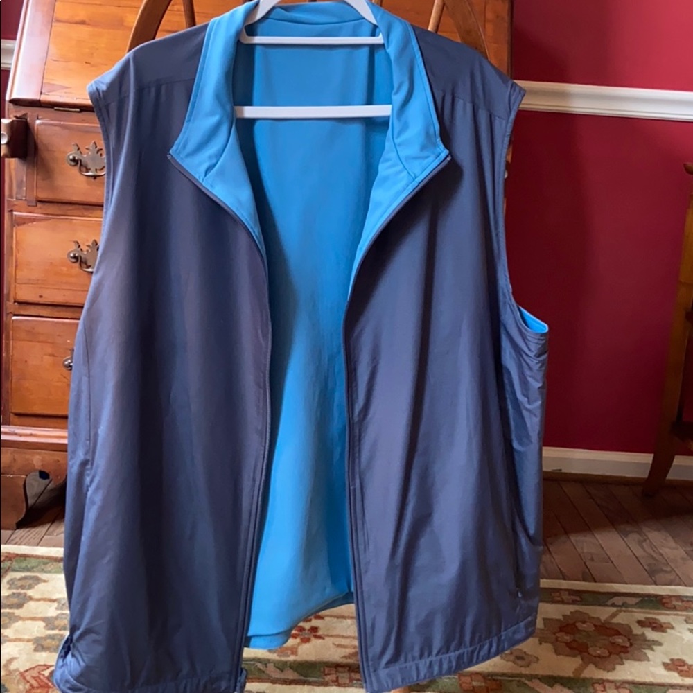 Reversible Gold Vest - Picture 2 of 2